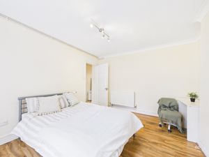 Photo 16- click for photo gallery